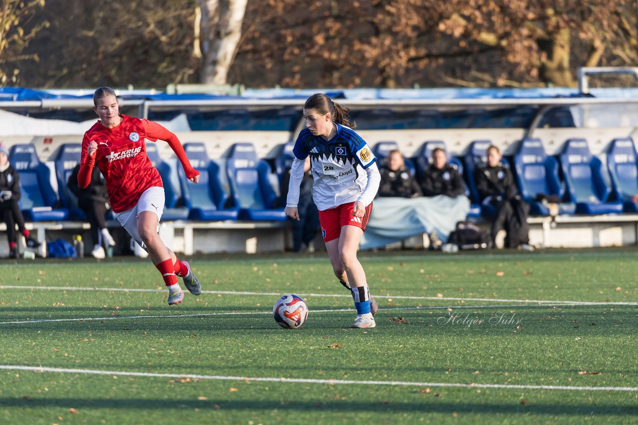 Bild 200 - wBJ Hamburger SV - Holstein Kiel : Ergebnis: 8:0